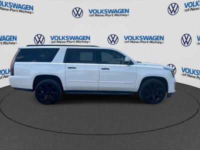 2018 Cadillac Escalade ESV Luxury