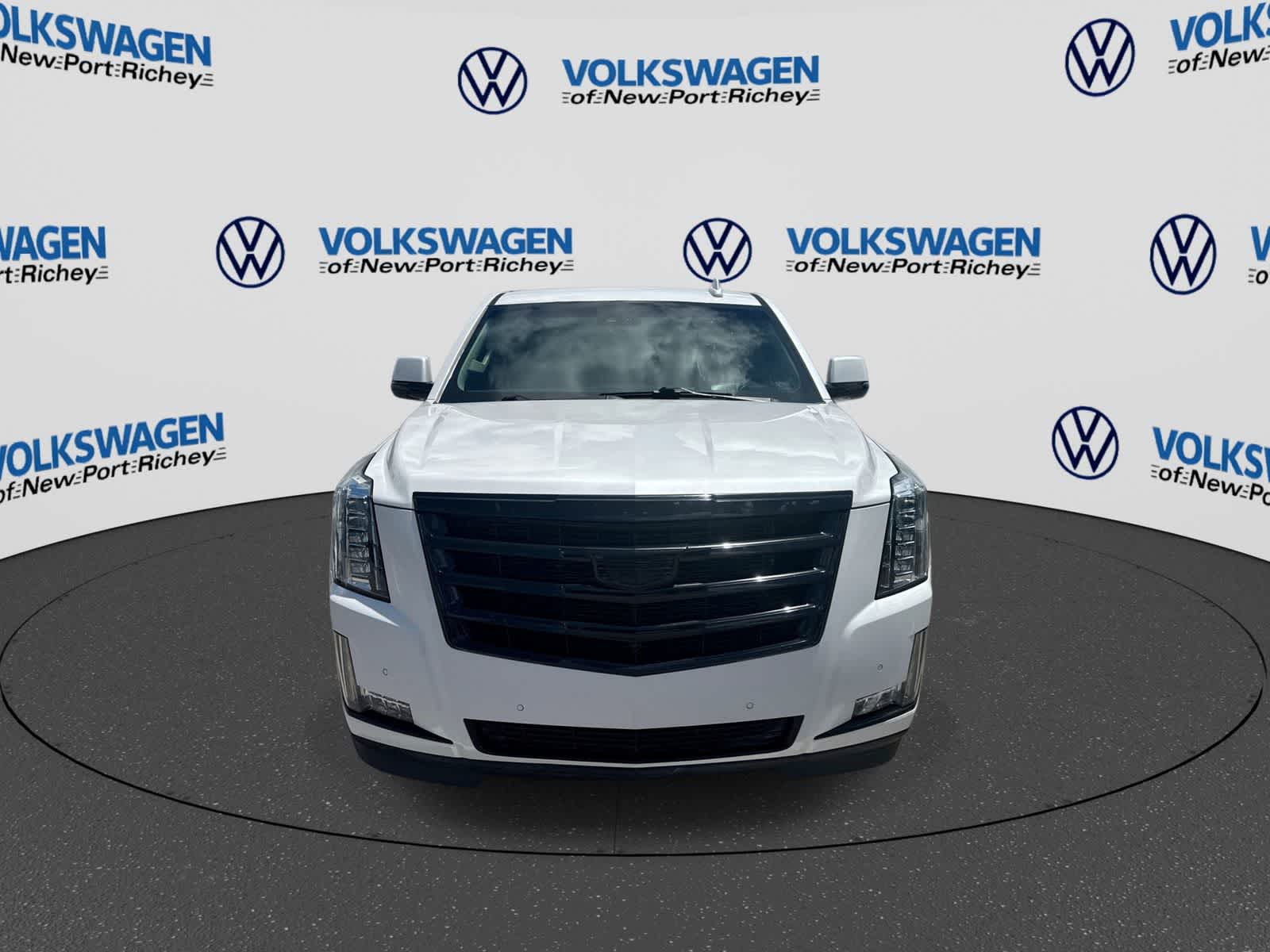 2018 Cadillac Escalade ESV Luxury