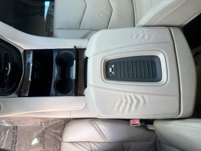 2018 Cadillac Escalade ESV Luxury