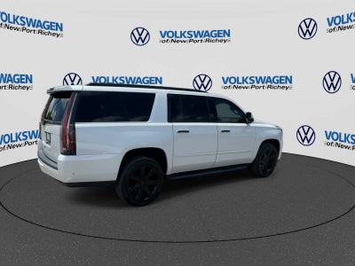 2018 Cadillac Escalade ESV Luxury