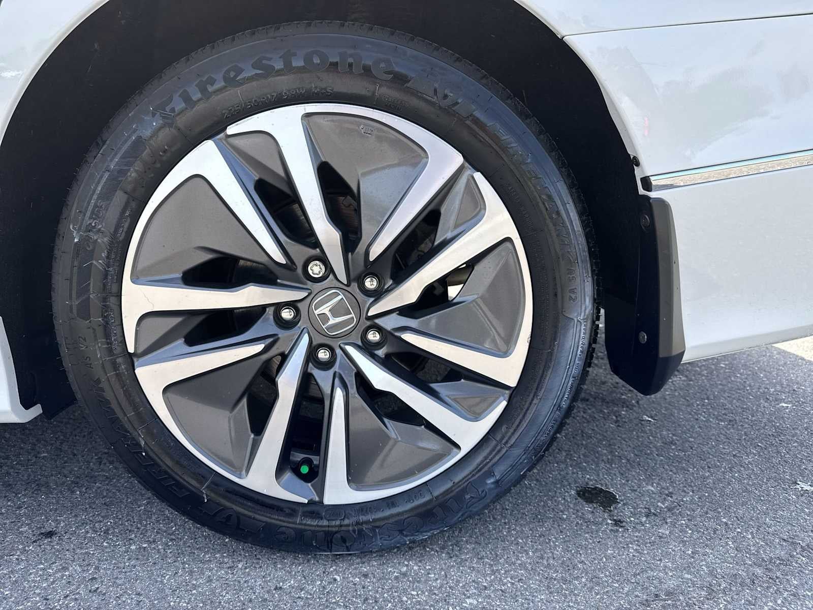 2019 Honda Accord Hybrid Touring