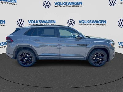 2026 Volkswagen Atlas Cross Sport 2.0T SEL R-Line Black