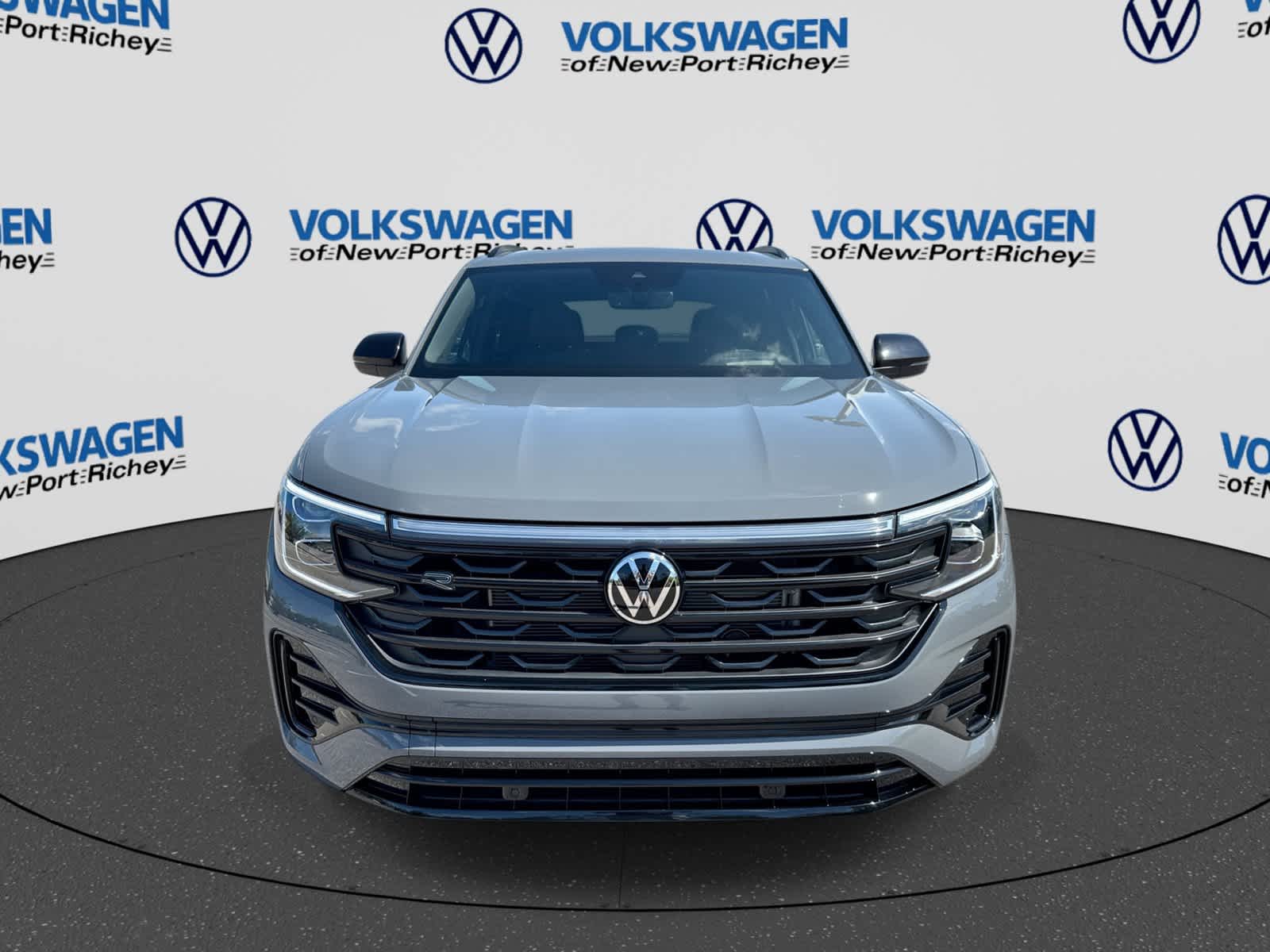 2026 Volkswagen Atlas Cross Sport 2.0T SEL R-Line Black