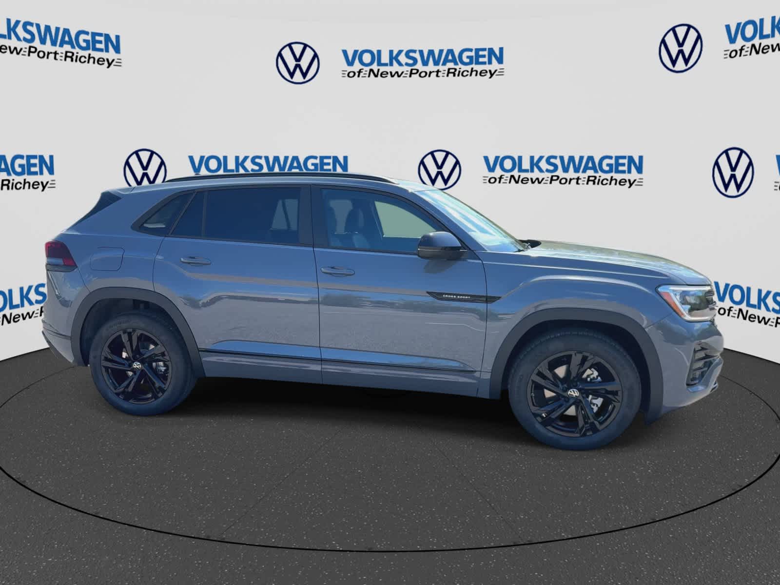 2026 Volkswagen Atlas Cross Sport 2.0T SEL R-Line Black