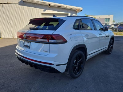 2026 Volkswagen Atlas Cross Sport 2.0T SEL R-Line Black