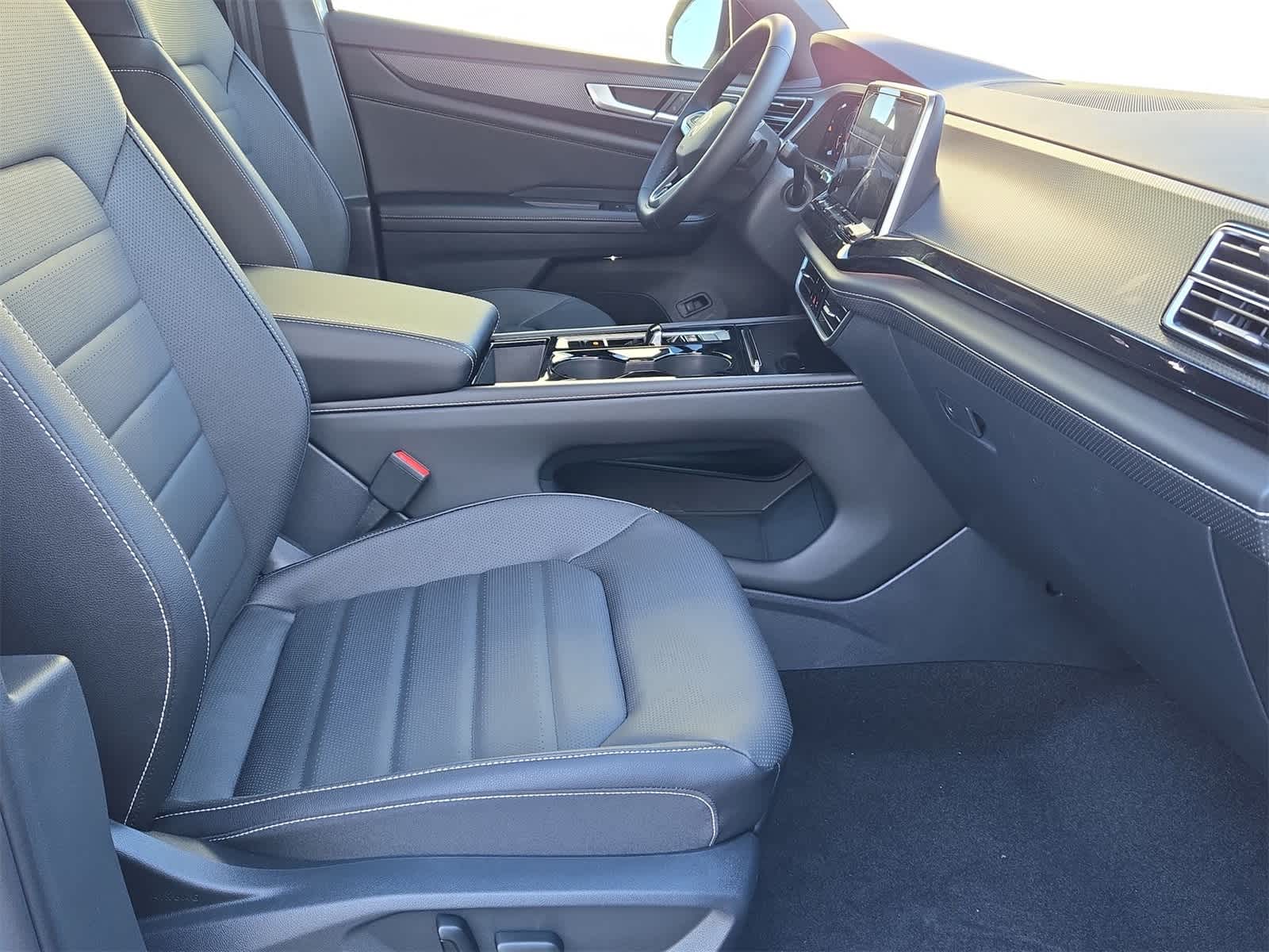 2026 Volkswagen Atlas Cross Sport 2.0T SEL R-Line Black