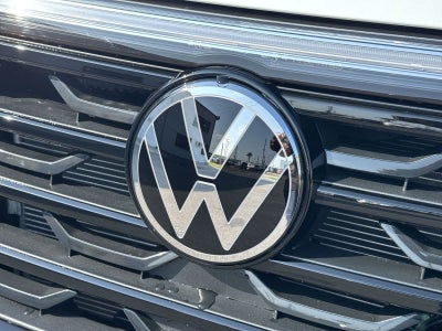 2026 Volkswagen Atlas Cross Sport 2.0T SEL R-Line Black