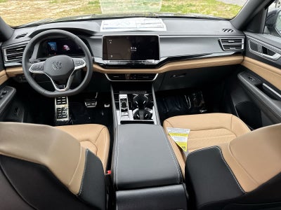 2026 Volkswagen Atlas Cross Sport 2.0T SEL R-Line Black