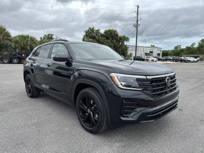 2026 Volkswagen Atlas Cross Sport 2.0T SEL R-Line Black