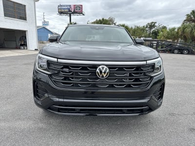 2026 Volkswagen Atlas Cross Sport 2.0T SEL R-Line Black