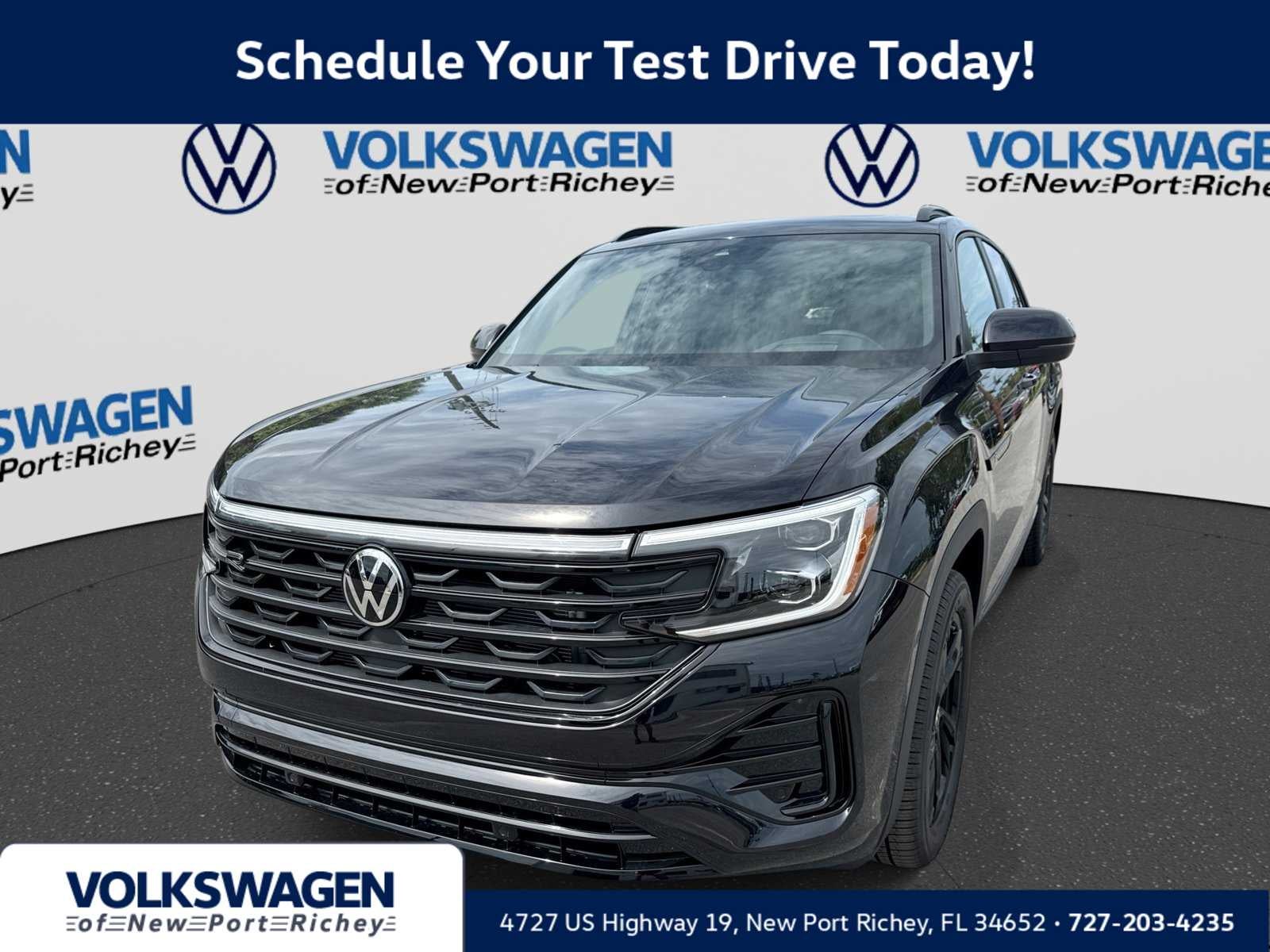 2026 Volkswagen Atlas Cross Sport 2.0T SEL R-Line Black