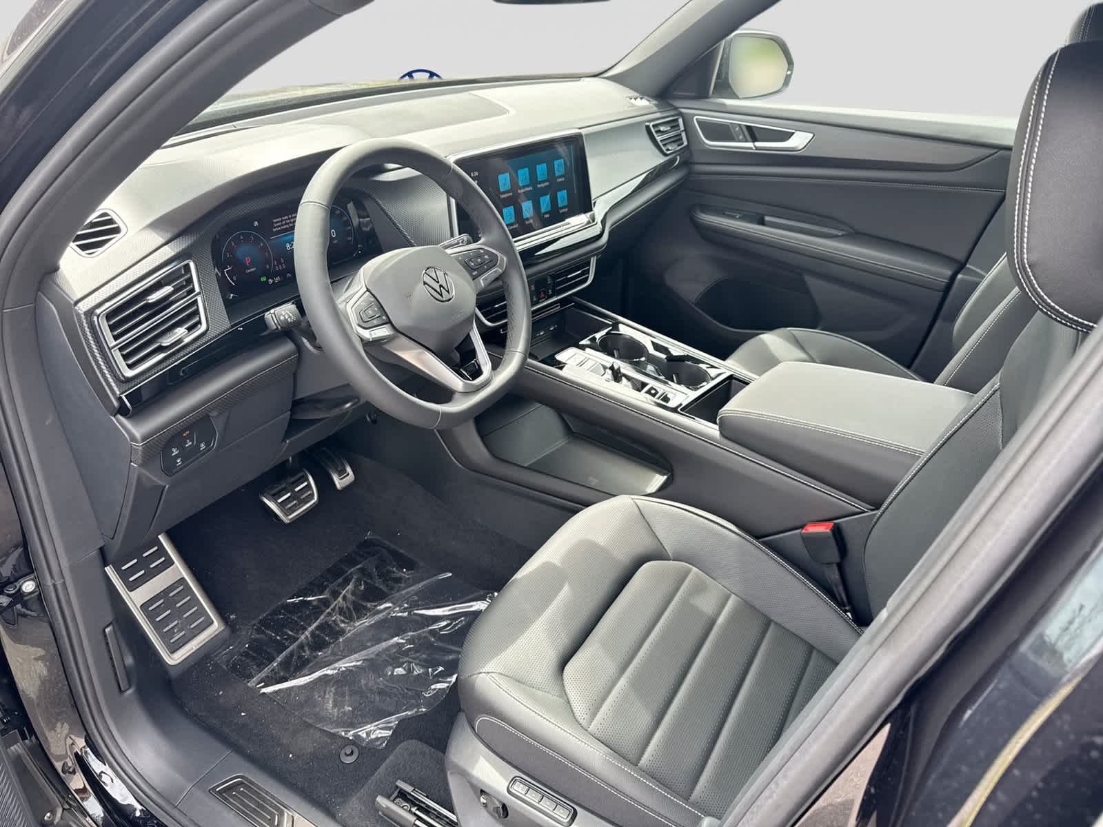 2026 Volkswagen Atlas Cross Sport 2.0T SEL R-Line Black