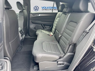 2026 Volkswagen Atlas Cross Sport 2.0T SEL R-Line Black