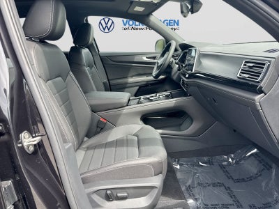 2026 Volkswagen Atlas Cross Sport 2.0T SEL R-Line Black