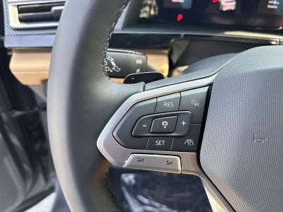 2026 Volkswagen Atlas Cross Sport 2.0T SEL R-Line Black