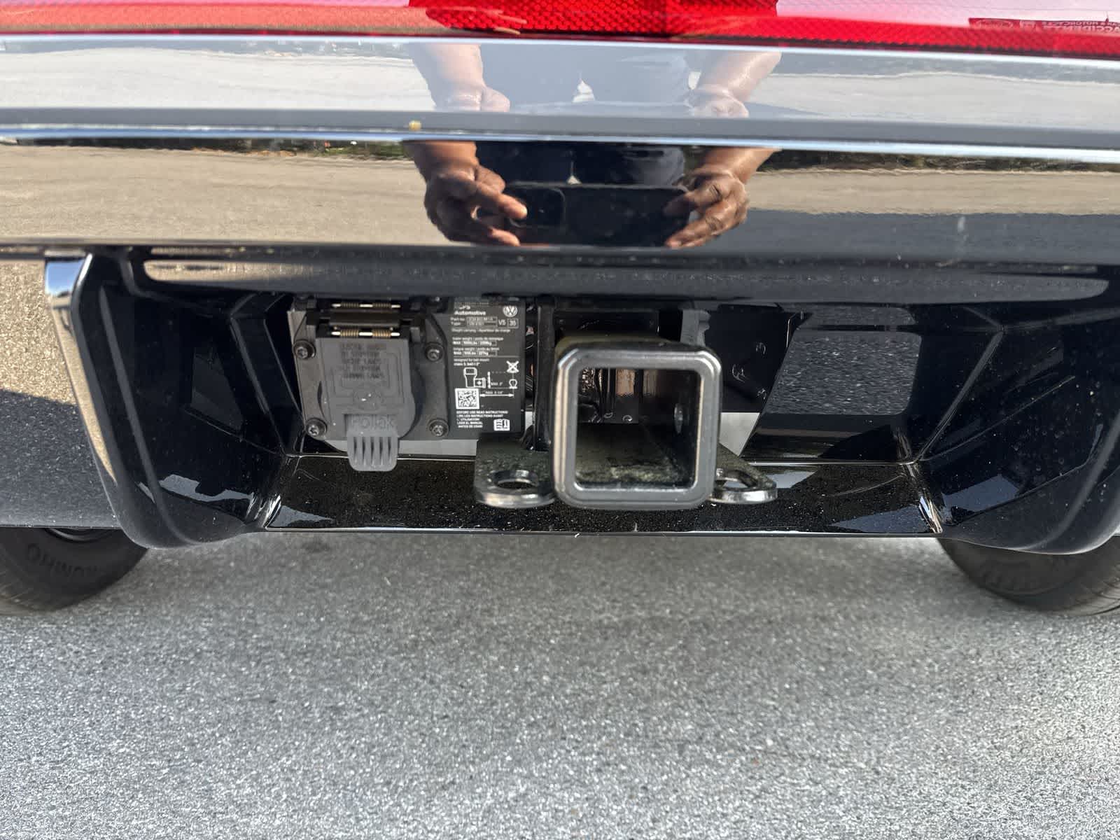 2026 Volkswagen Atlas Cross Sport 2.0T SEL R-Line Black