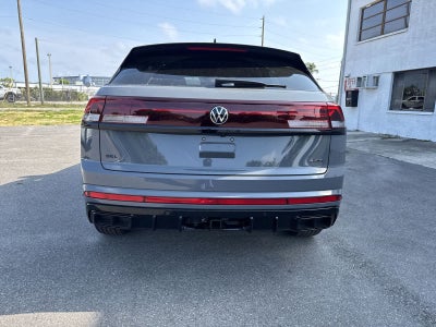 2026 Volkswagen Atlas Cross Sport 2.0T SEL R-Line Black