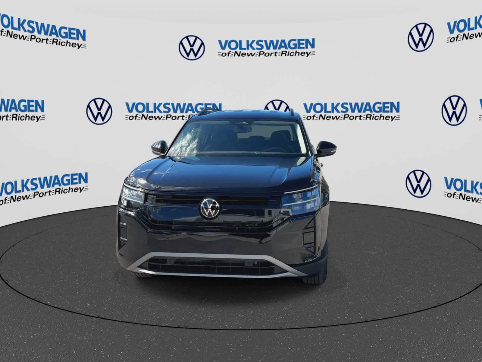 2027 Volkswagen Atlas 2.0T SE