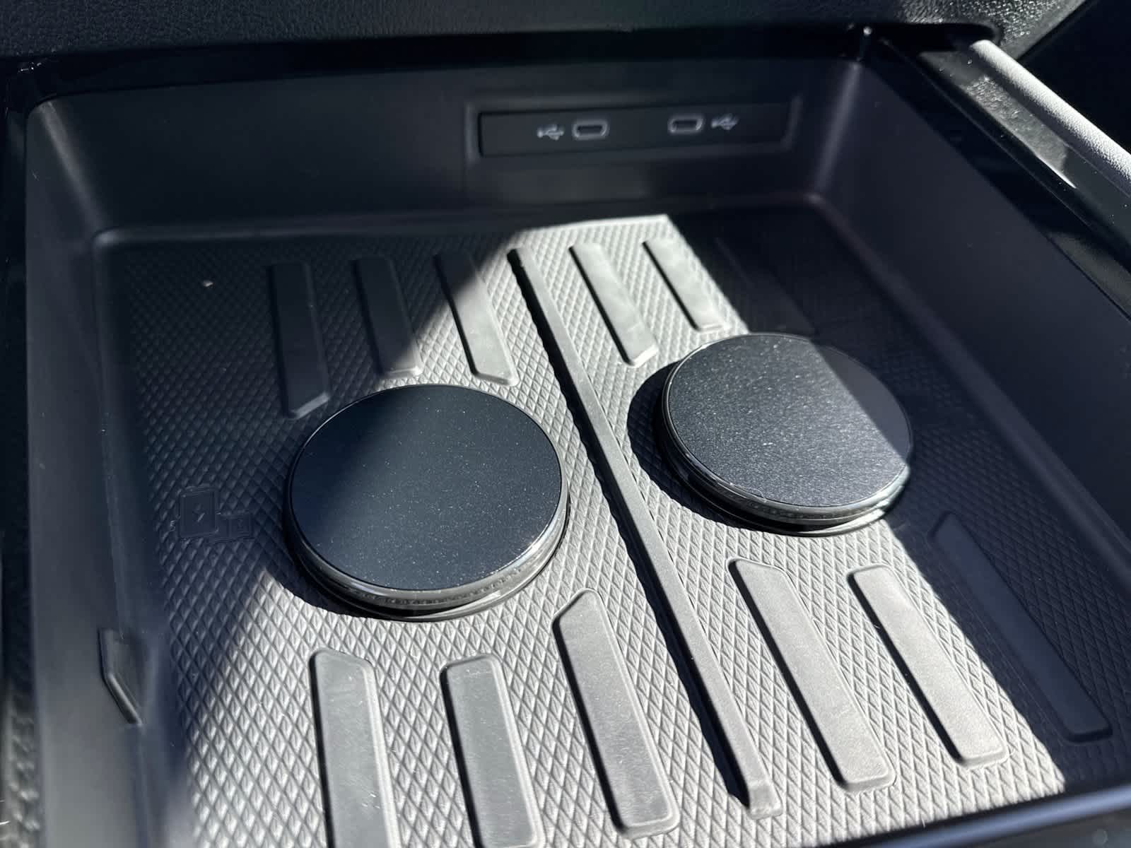 2027 Volkswagen Atlas 2.0T SE