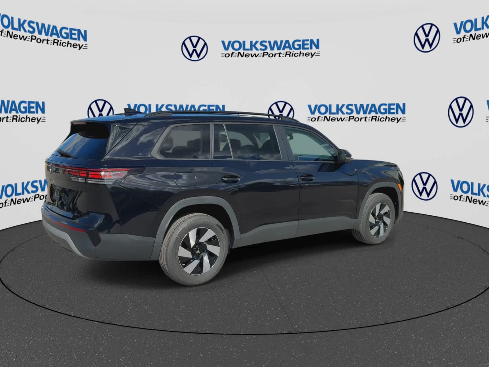 2027 Volkswagen Atlas 2.0T SE
