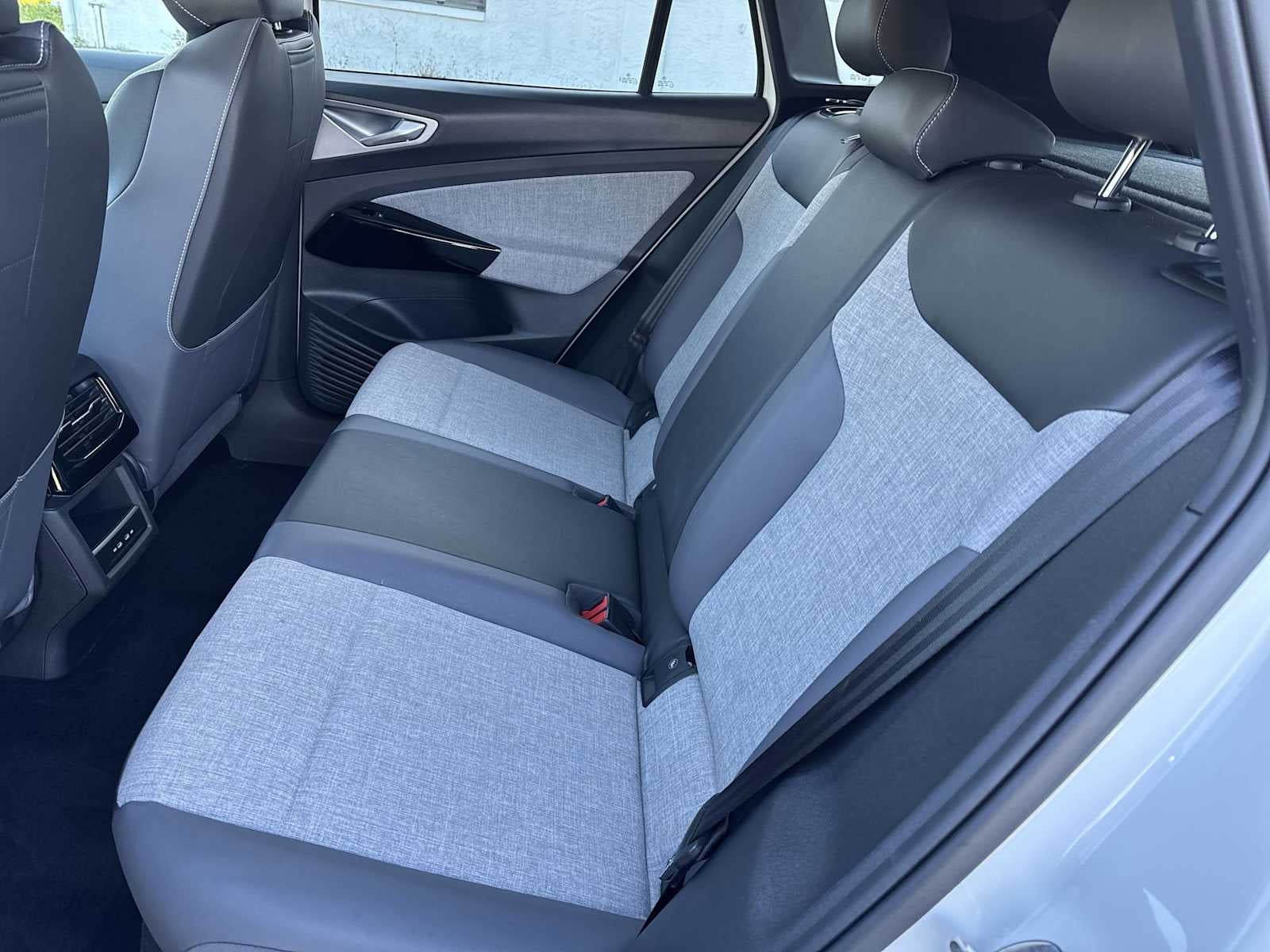 2024 Volkswagen ID.4 Standard