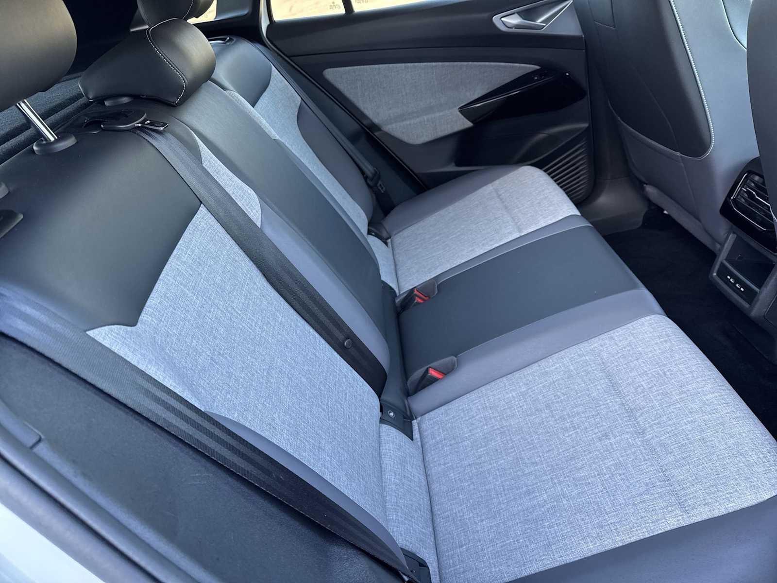 2024 Volkswagen ID.4 Standard