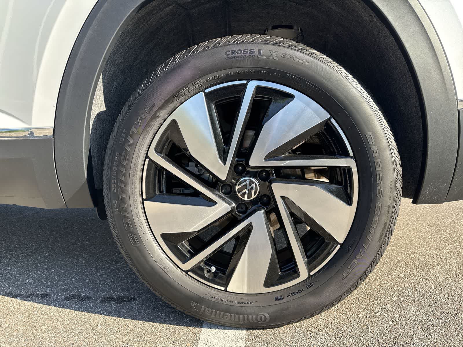 2026 Volkswagen Atlas 2.0T SEL