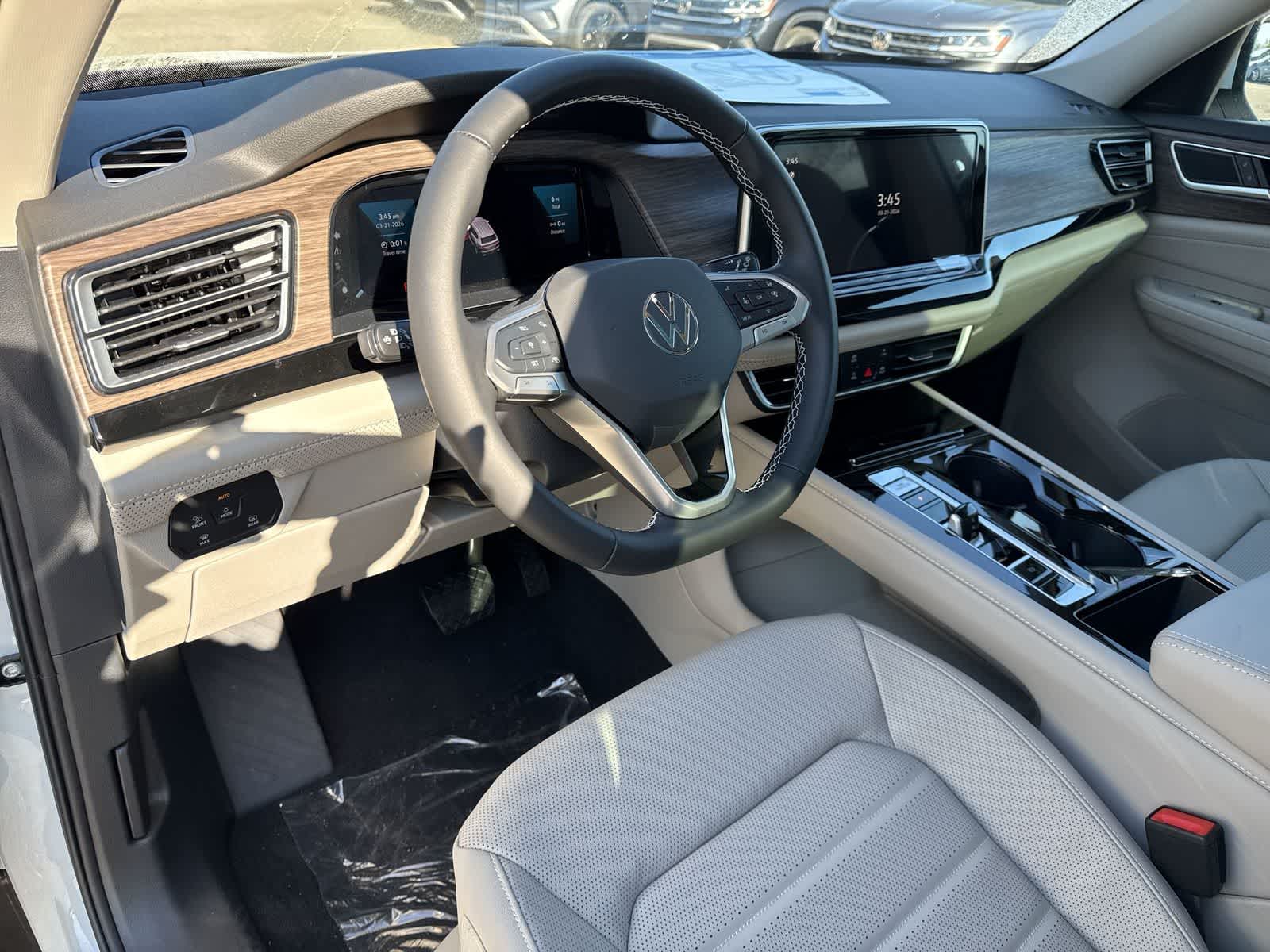 2026 Volkswagen Atlas 2.0T SEL