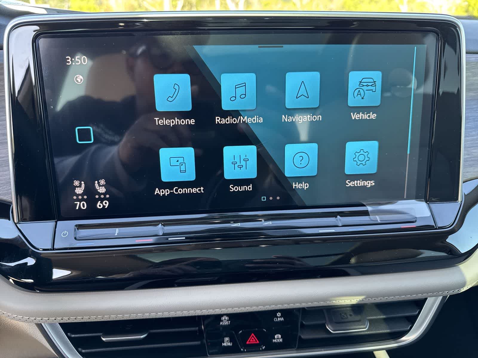 2026 Volkswagen Atlas 2.0T SEL