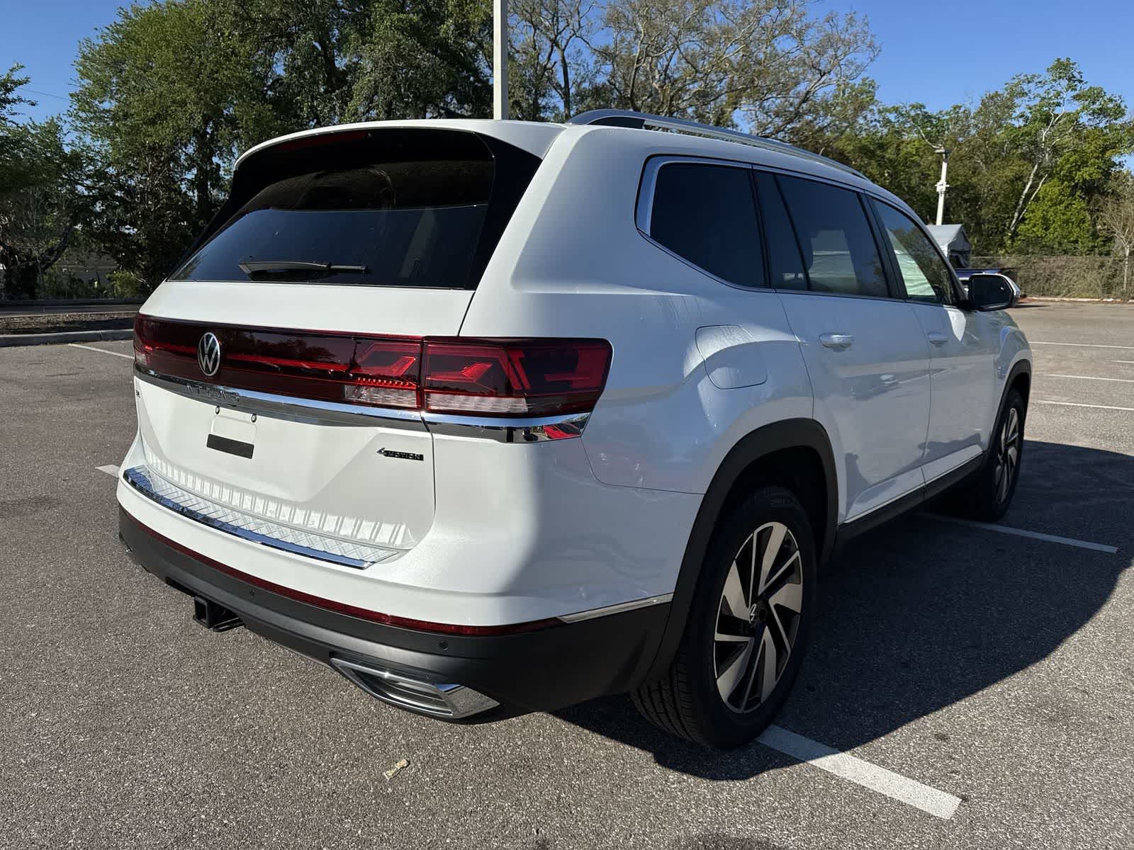 2026 Volkswagen Atlas 2.0T SEL