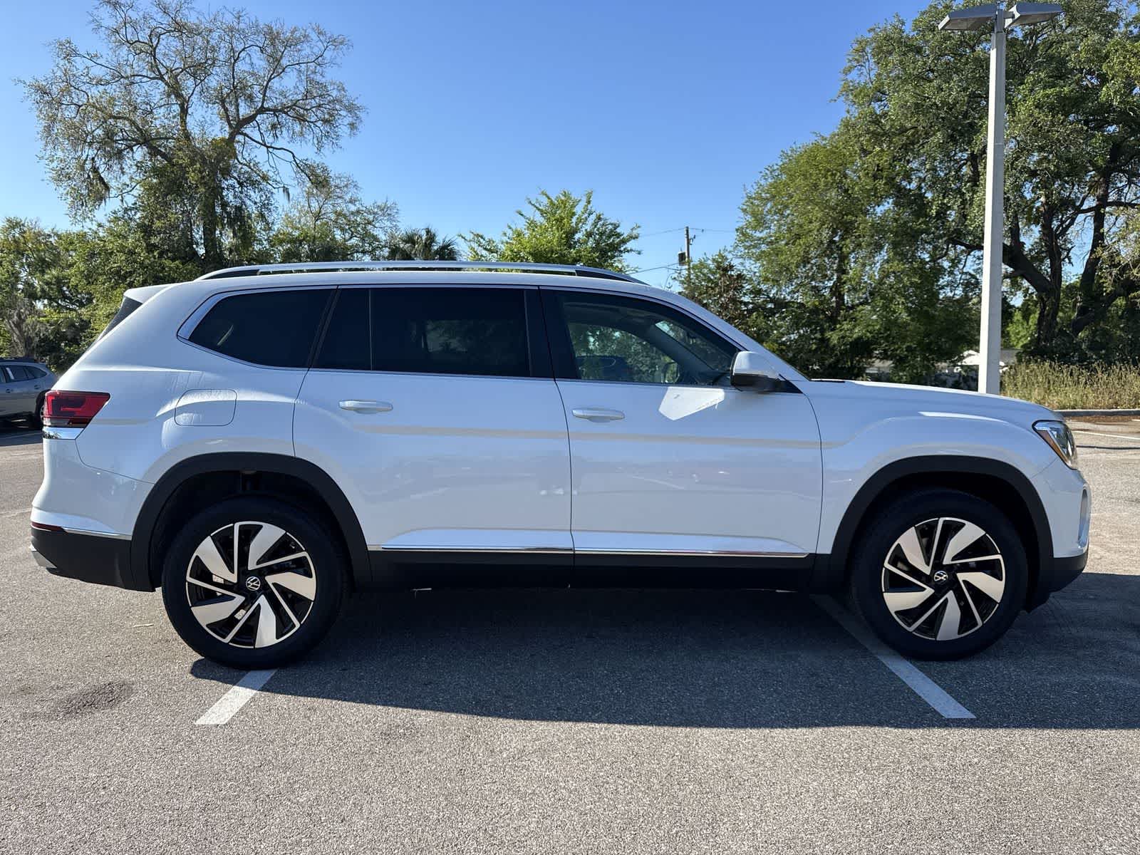 2026 Volkswagen Atlas 2.0T SEL