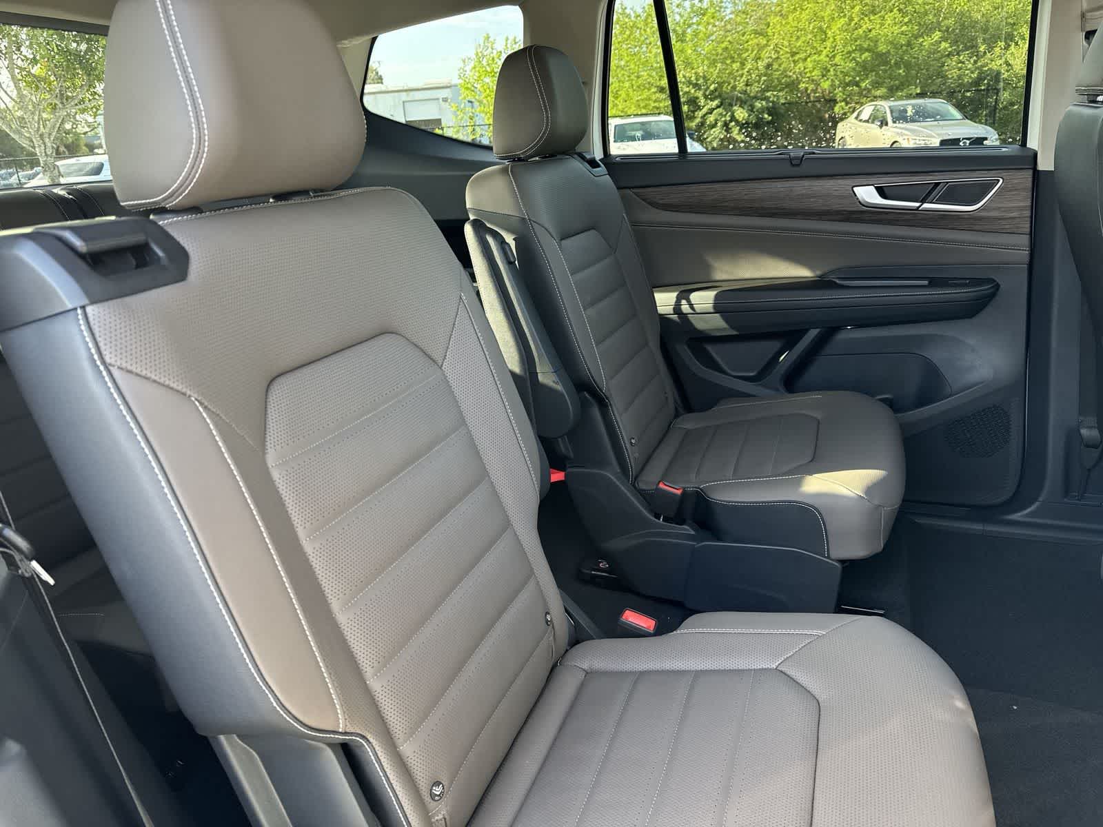 2026 Volkswagen Atlas 2.0T SEL