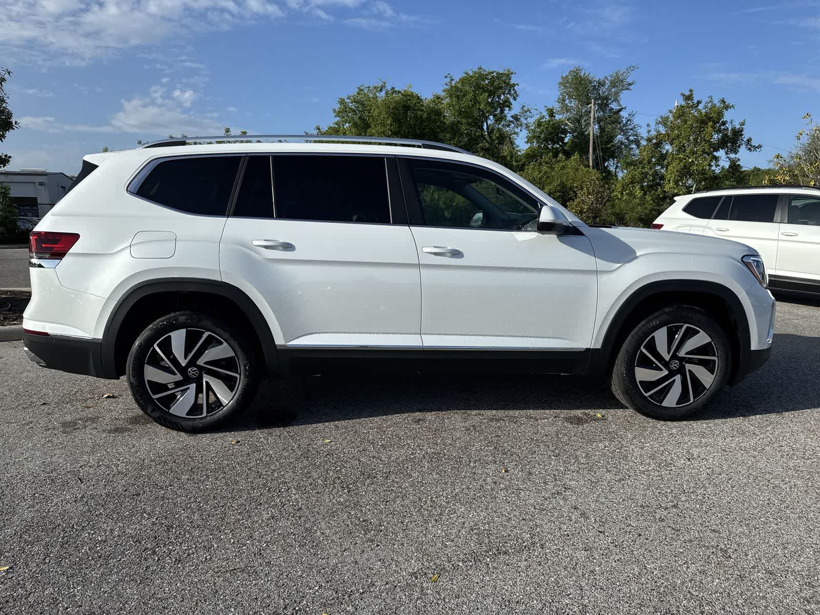 2026 Volkswagen Atlas 2.0T SEL