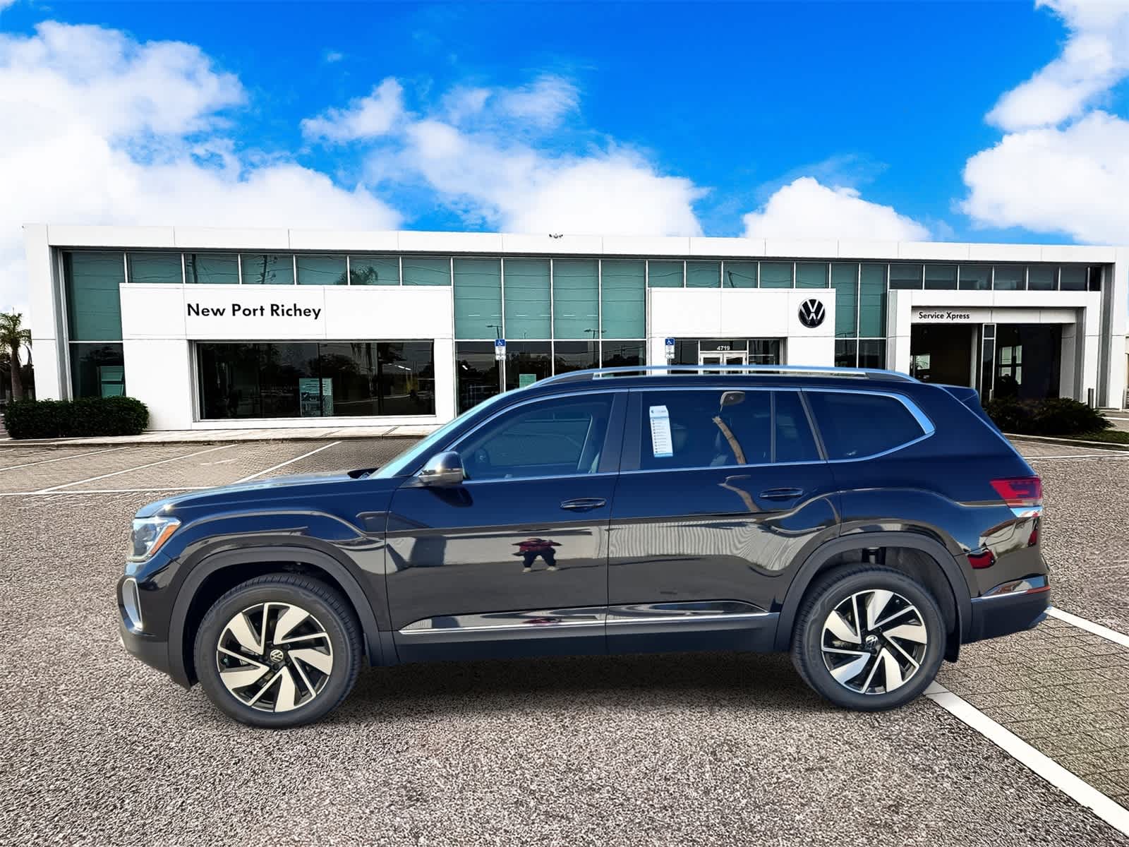 2026 Volkswagen Atlas 2.0T SEL