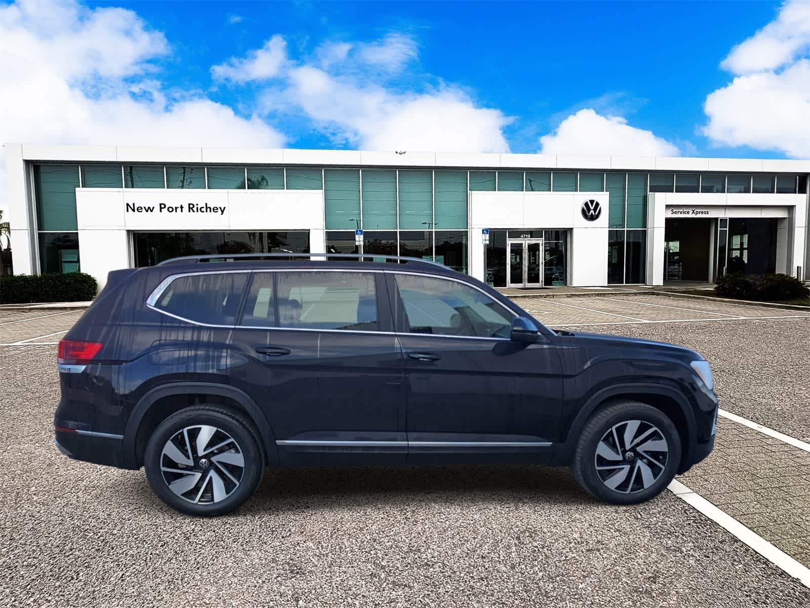 2026 Volkswagen Atlas 2.0T SEL
