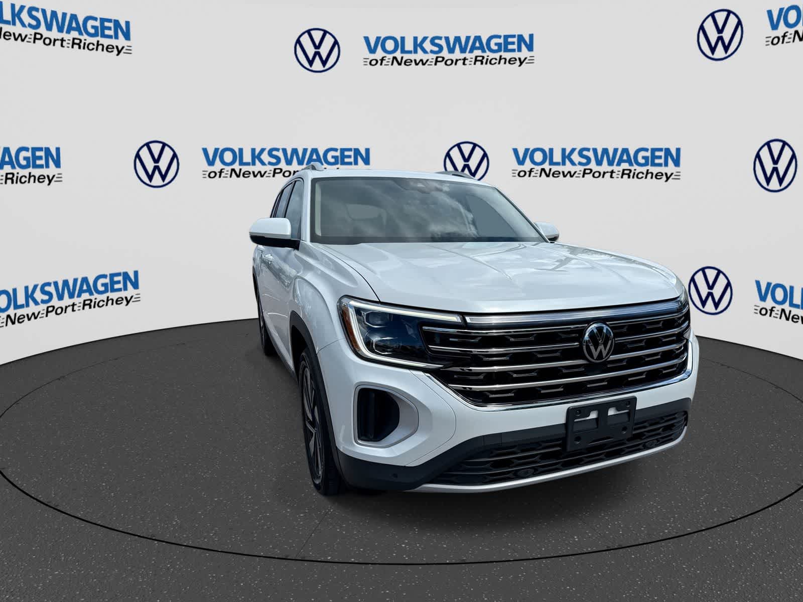 2024 Volkswagen Atlas 2.0T SEL