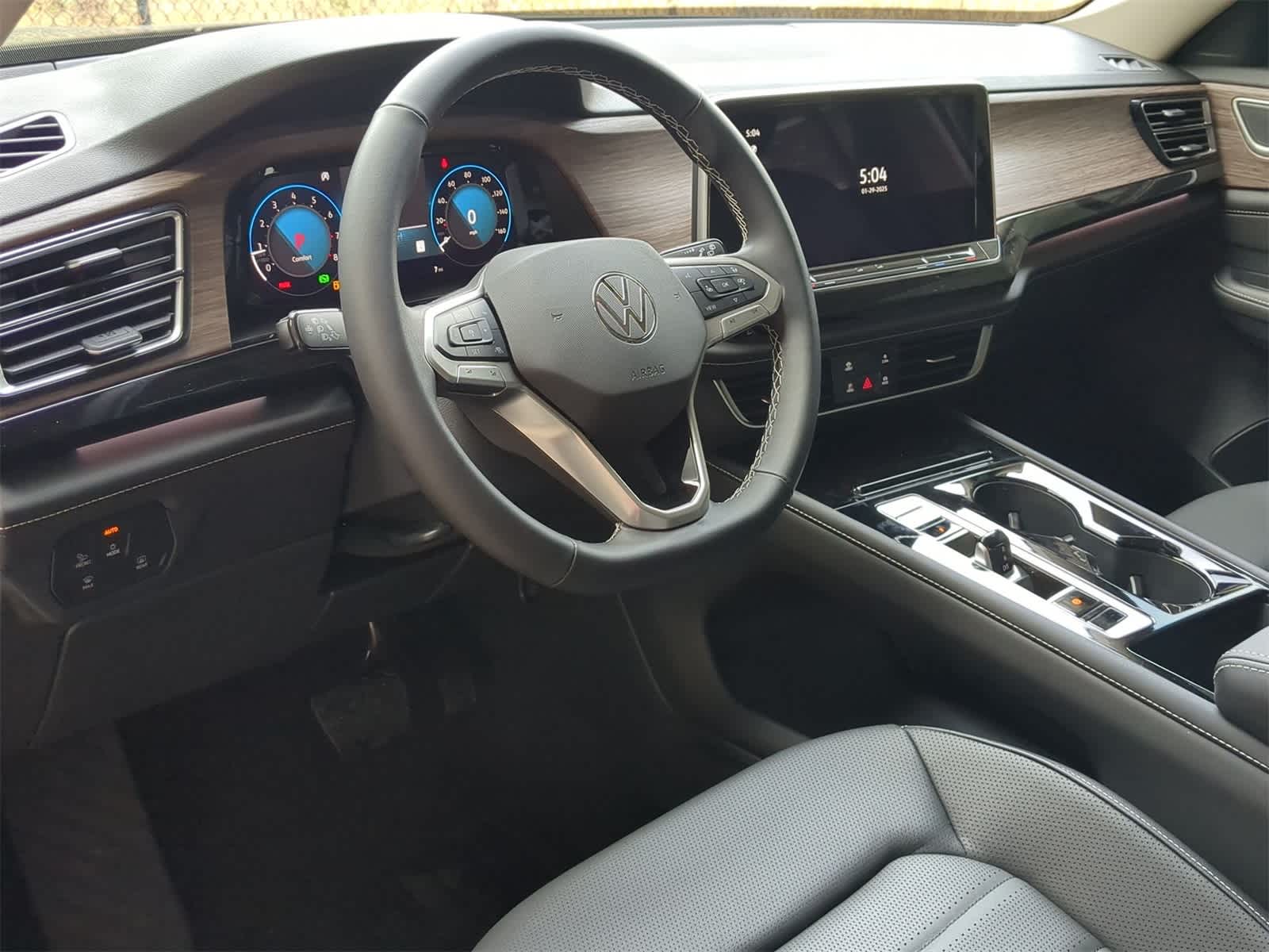 2025 Volkswagen Atlas 2.0T SEL