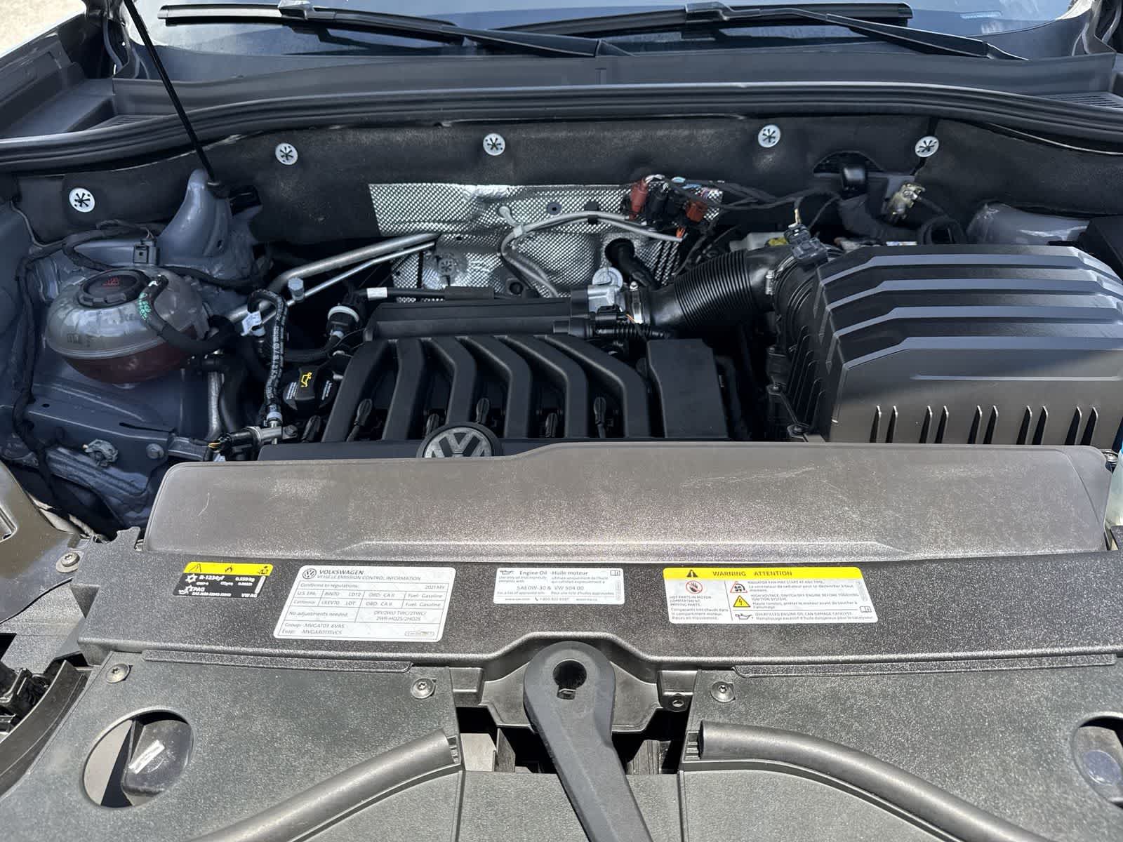 2021 Volkswagen Atlas Cross Sport 3.6L V6 SEL R-Line