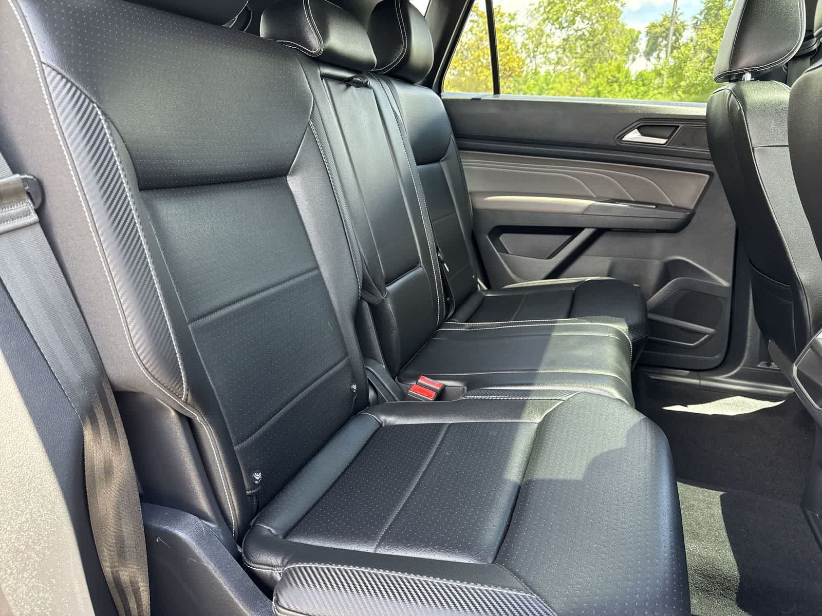 2021 Volkswagen Atlas Cross Sport 3.6L V6 SEL R-Line