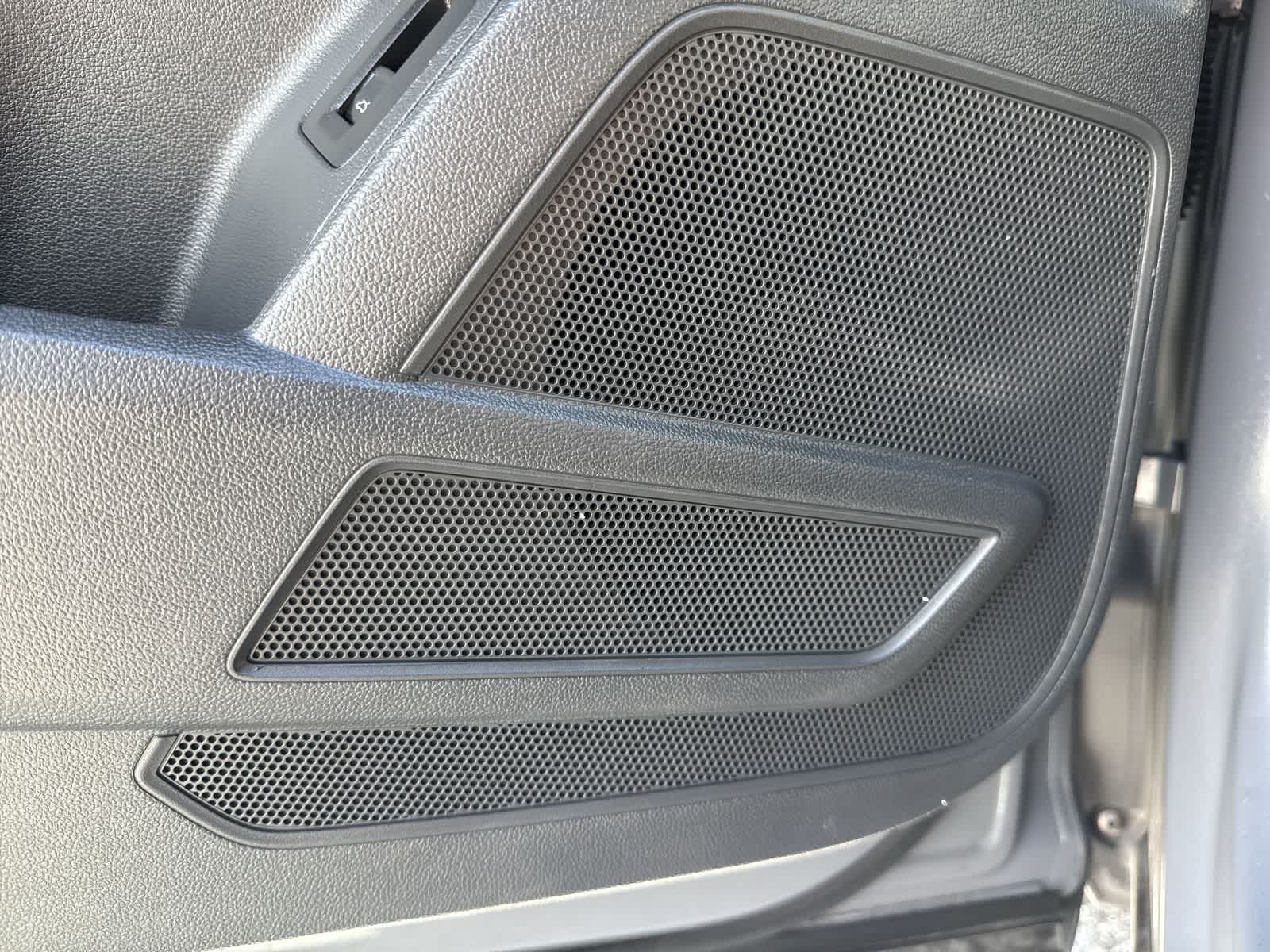 2021 Volkswagen Atlas Cross Sport 3.6L V6 SEL R-Line