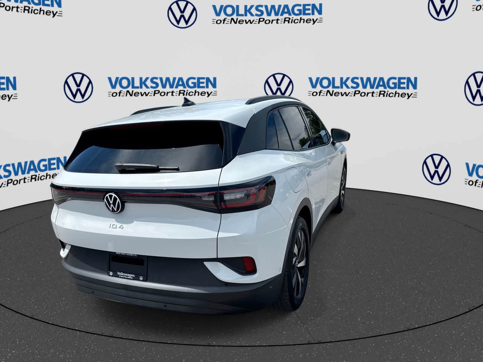 2023 Volkswagen ID.4 Pro
