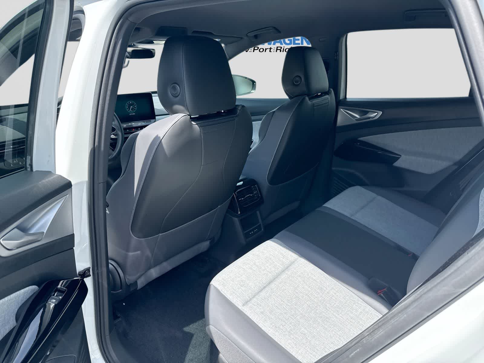 2023 Volkswagen ID.4 Pro