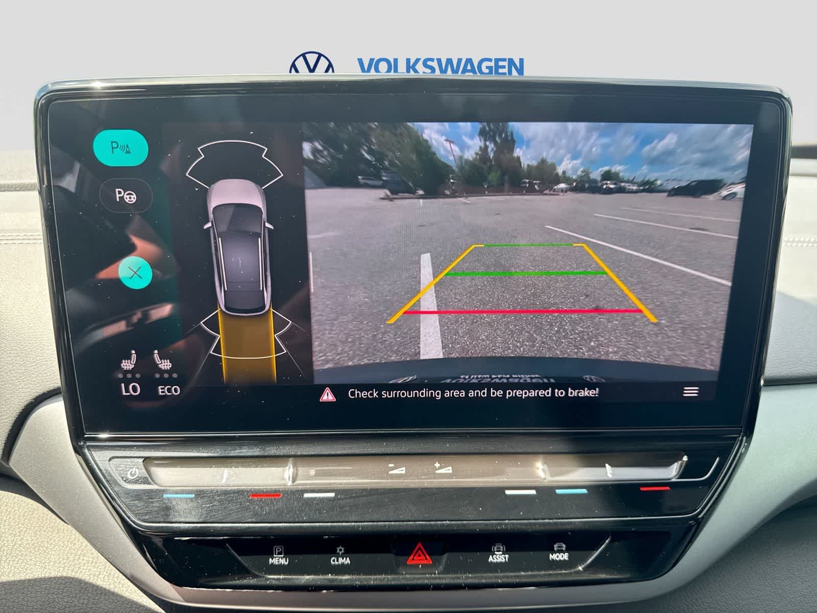 2023 Volkswagen ID.4 Pro