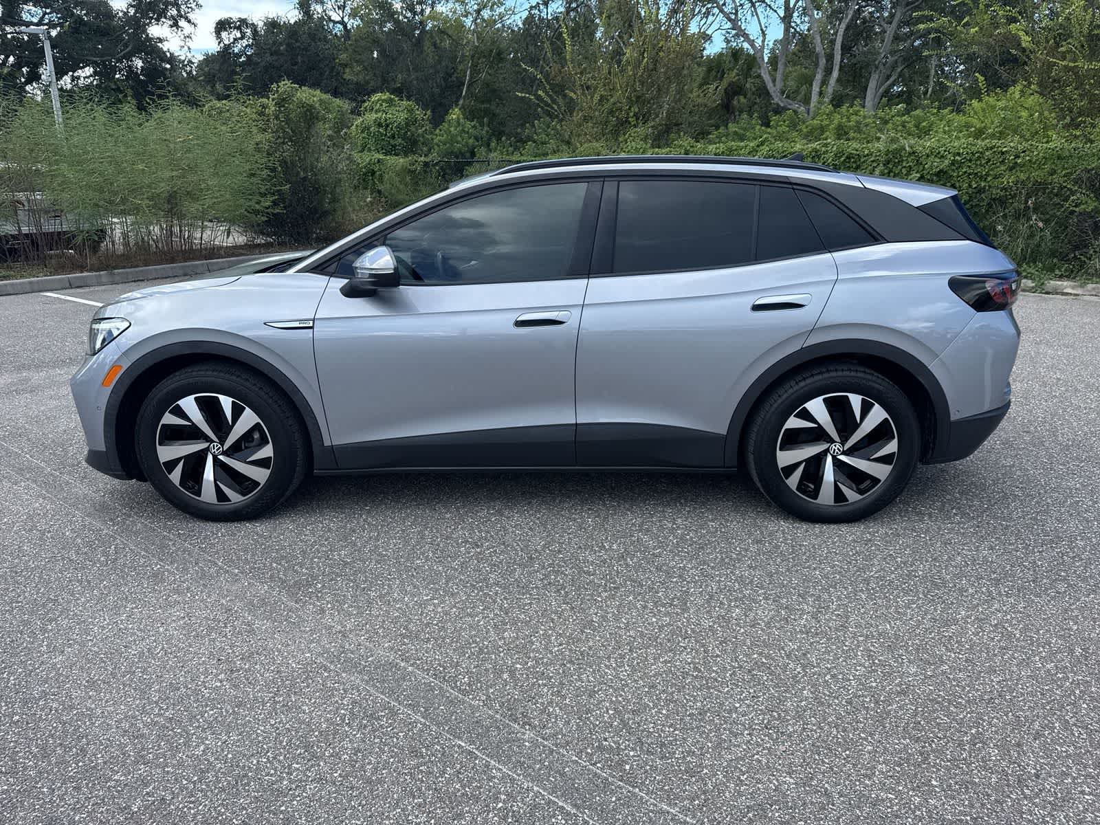 2023 Volkswagen ID.4 Pro