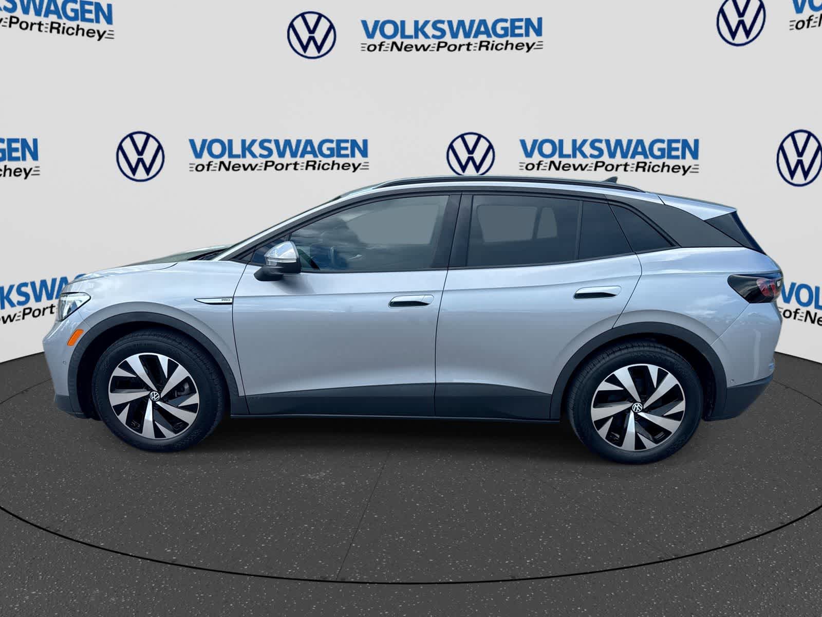 2023 Volkswagen ID.4 Pro