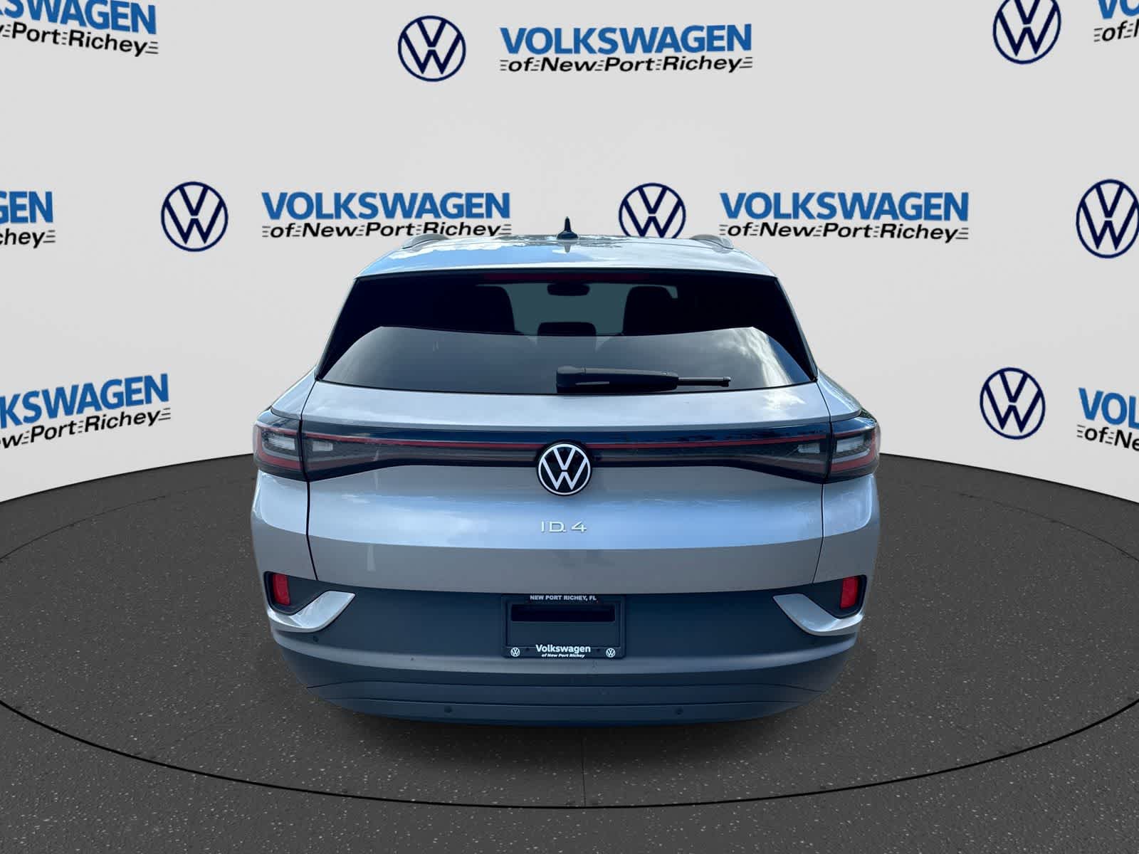 2023 Volkswagen ID.4 Pro