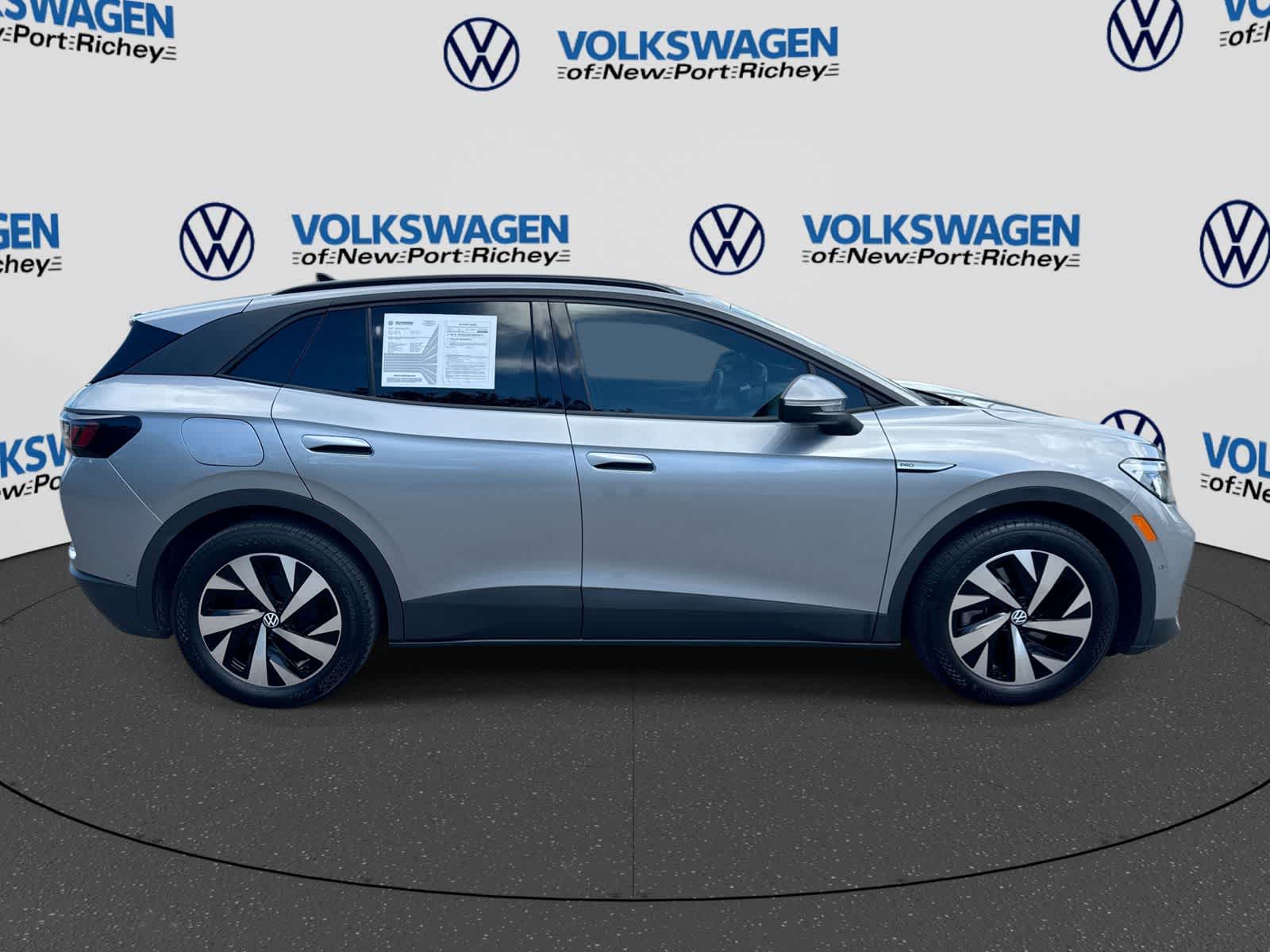 2023 Volkswagen ID.4 Pro