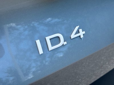 2023 Volkswagen ID.4 Pro
