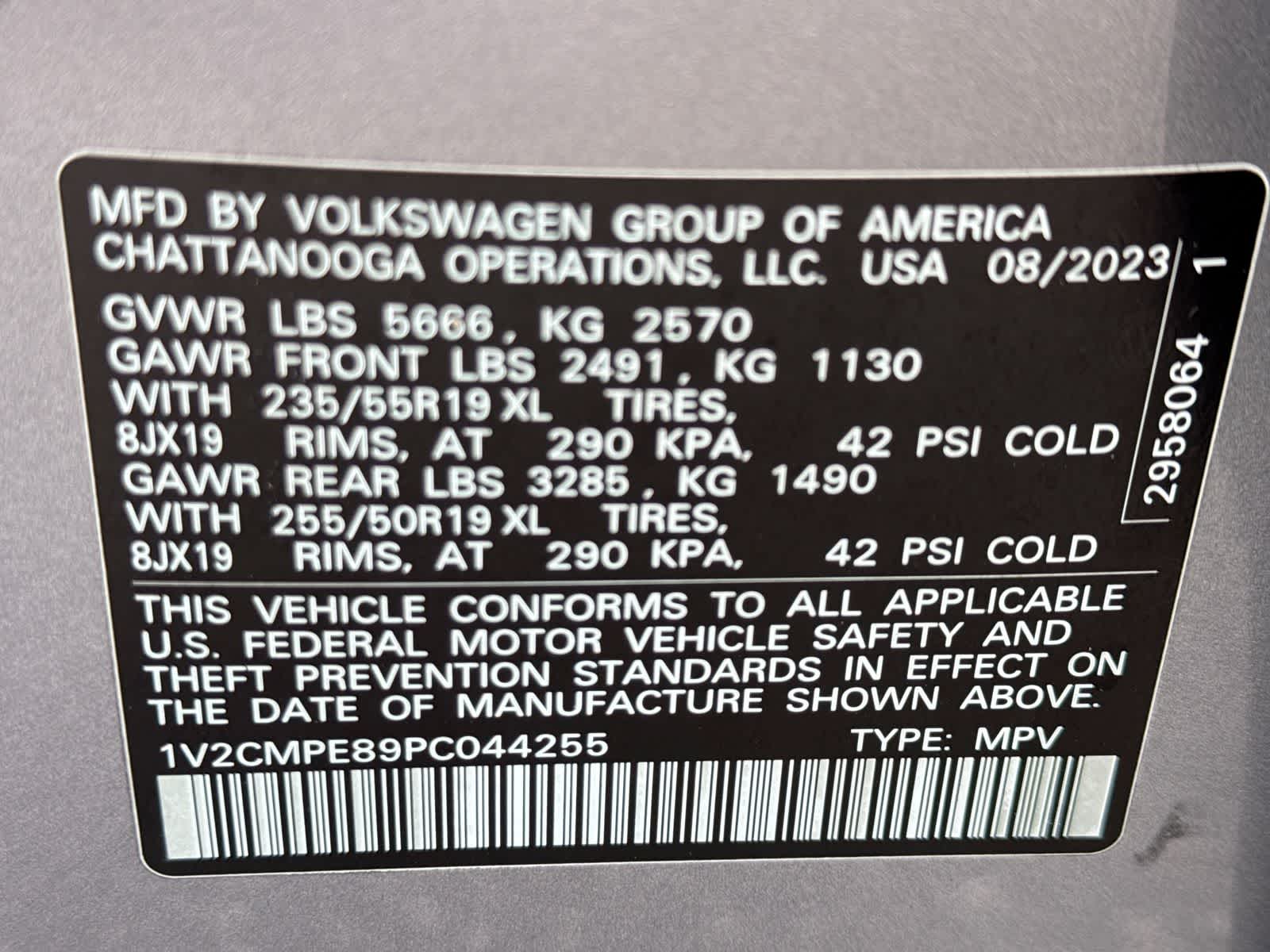 2023 Volkswagen ID.4 Pro