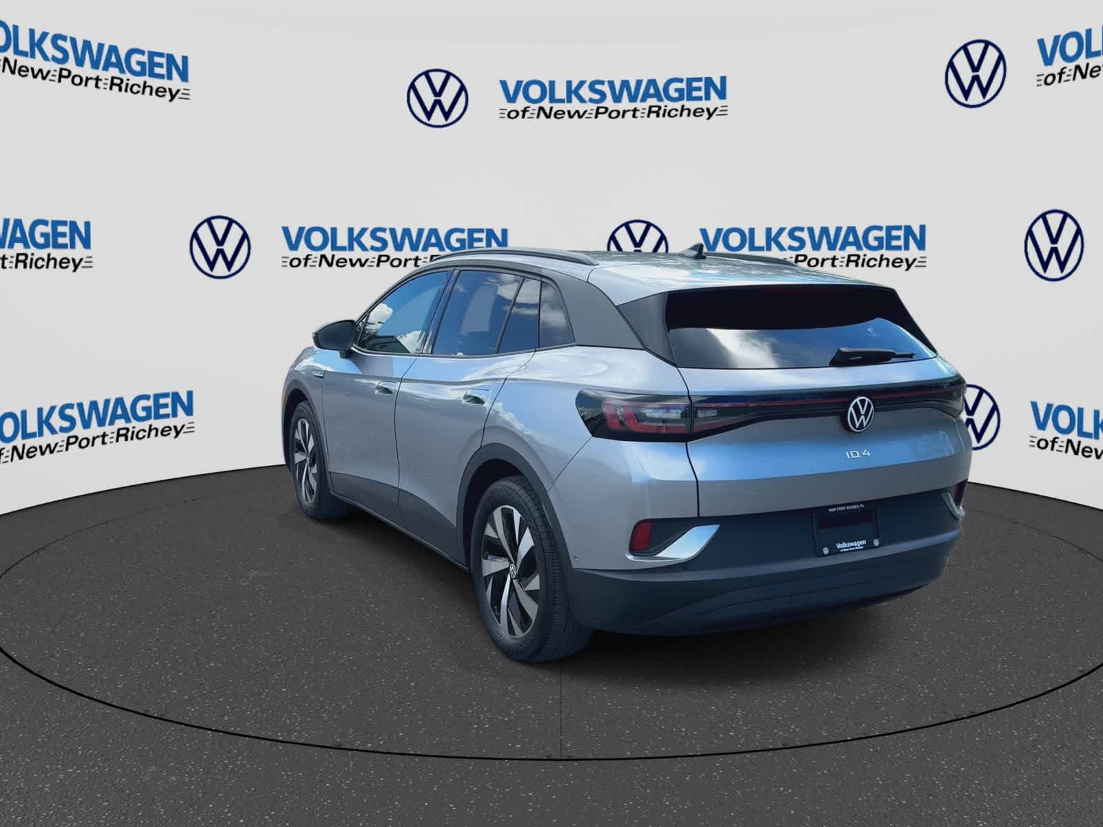 2023 Volkswagen ID.4 Pro